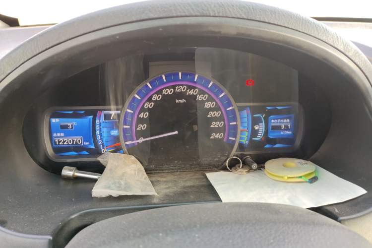 Used BYD S6 2014 2.0L Manual Luxury 5-Seater