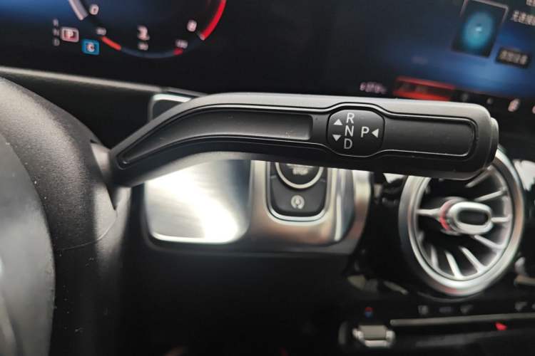 Used Mercedes-Benz GLB 2020 GLB 200 Stylish Edition
