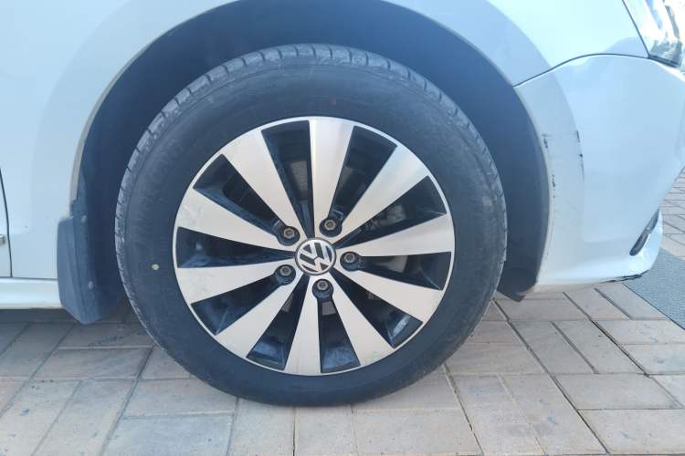 Used Volkswagen Sagitar 2017 230TSI Automatic Comfort Version