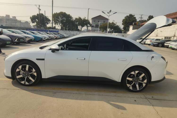 Used XPeng MONA M03 2024 620 with Ultra-Long Range