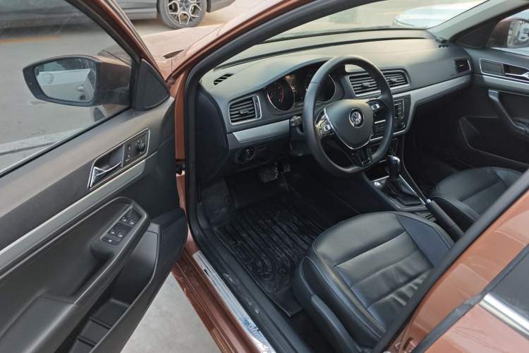 Used Volkswagen Gran Lavida 2017 180TSI DSG Comfort Edition