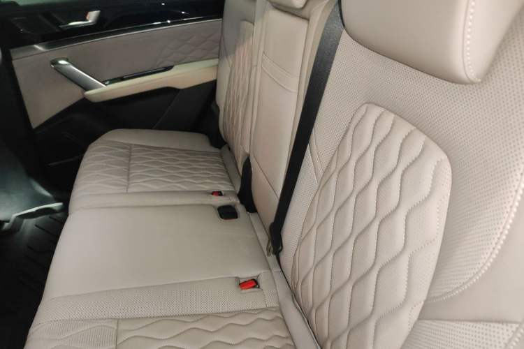 Used BYD Tang New Energy 2025 Intelligent Driving Version DM-i 115KM Flagship Edition
