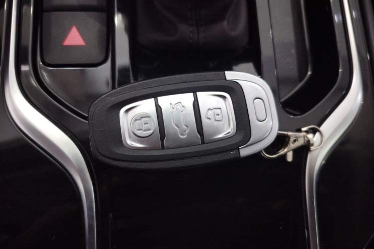 Used Hongqi E-QM5 2024 500km Range Edition