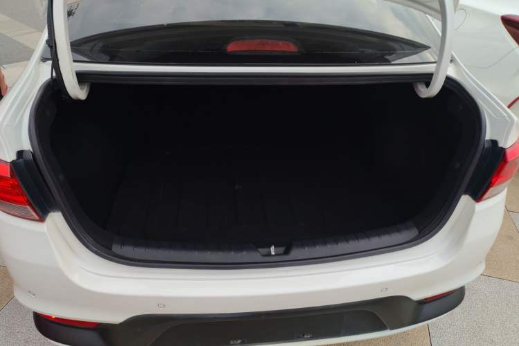 Used Kia K2 2017 Sedan 1.4L Automatic GLS
