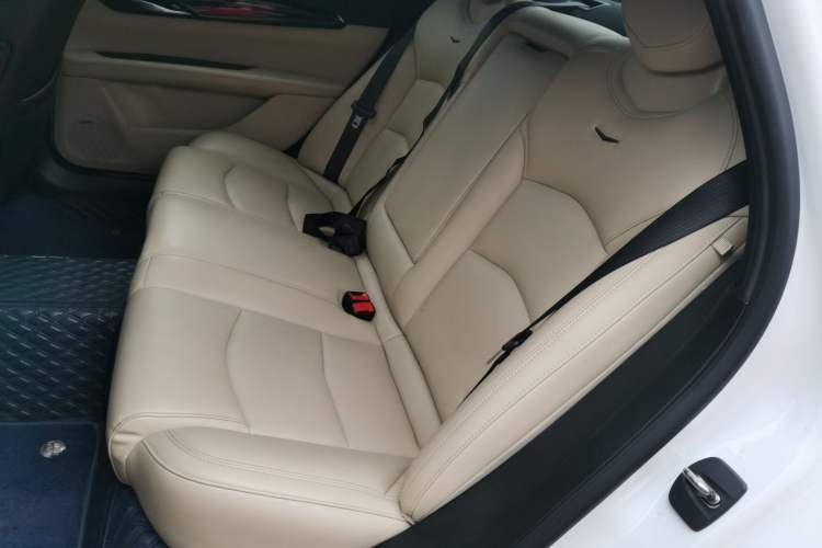 Used Cadillac CT6 2021 28T Fashion Edition
