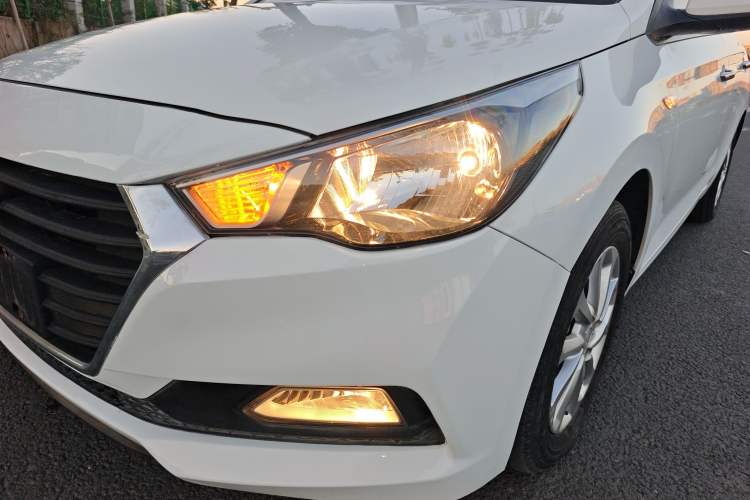 Used Hyundai Verna 2016 1.4L Automatic Cool Edition GLS