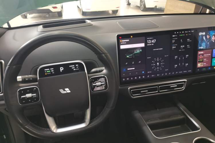 Used Li Auto L8 2023 Max model
