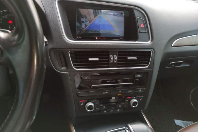 Used Audi Q5 2016 40 TFSI Comfort Model
