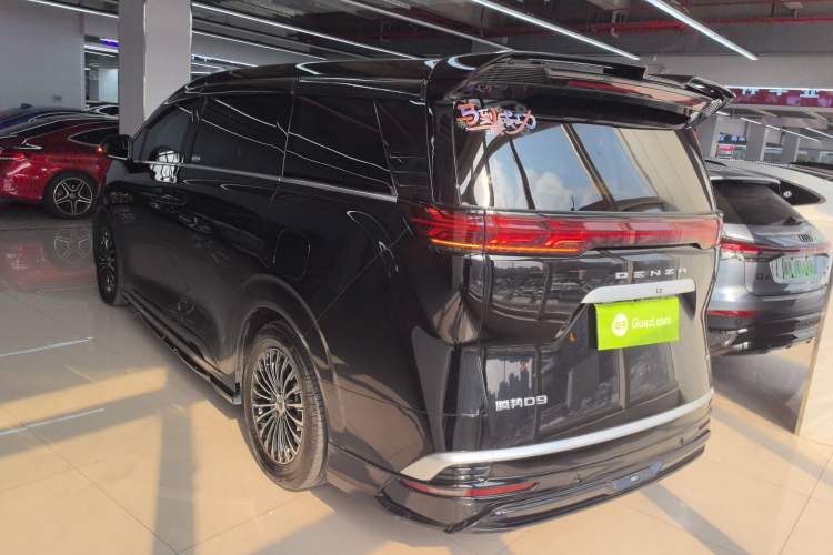 Used Denza D9 2024 DM-i 1050 Luxury Model
