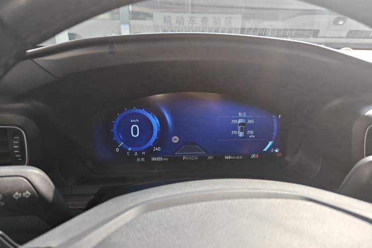 Used Ford Explorer 2020 EcoBoost 285 4x4 Titanium Edition 6 Seats