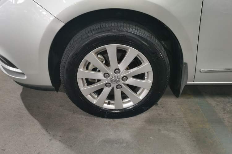 Used Buick GL8 2018 28T Luxury Model China VI Standard