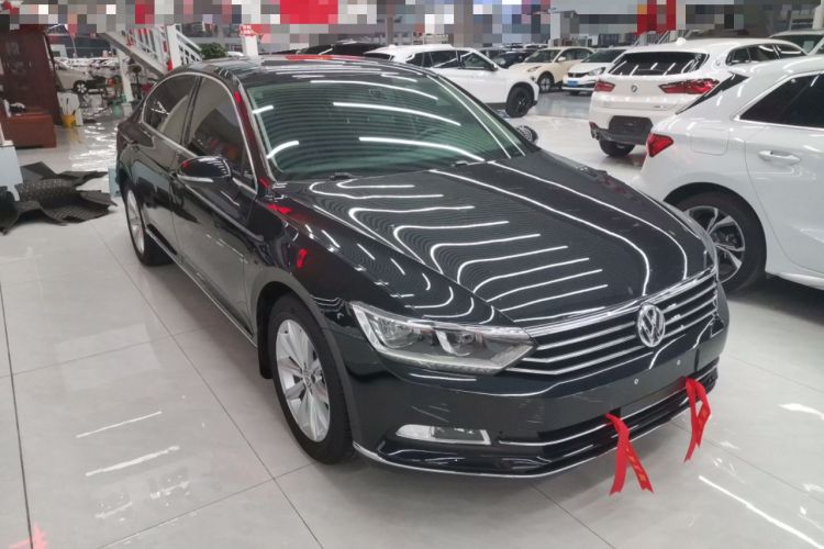 Used Volkswagen Magotan 2019 330TSI DSG Leading Model China VI Standard
