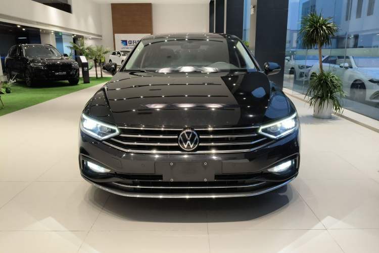 Used Volkswagen Magotan 2021 330TSI DSG 30th Anniversary Edition