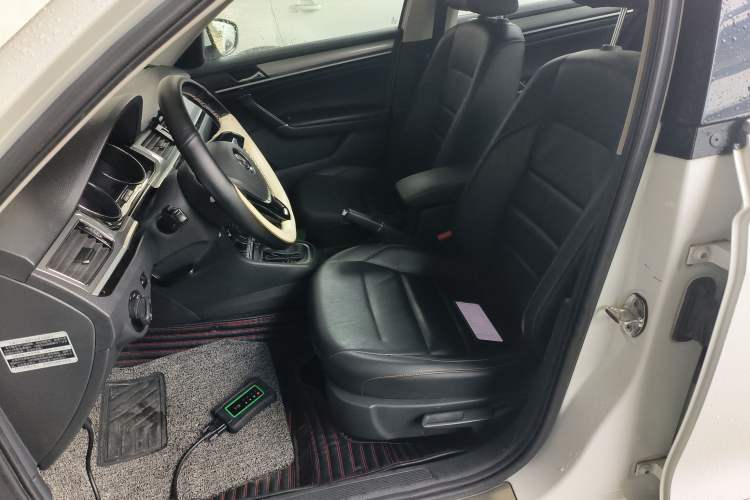 Used Volkswagen Bora 2016 1.6L Automatic Comfort Model
