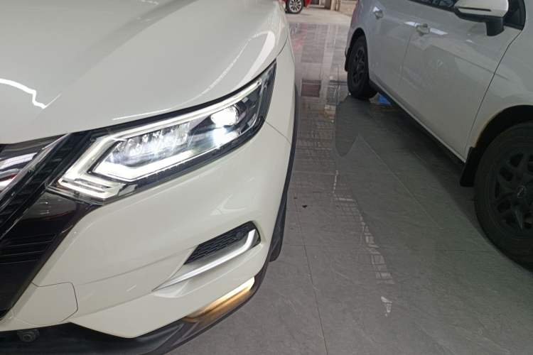 Used Nissan Qashqai 2022 2.0L CVT XV Premier Luxury Edition
