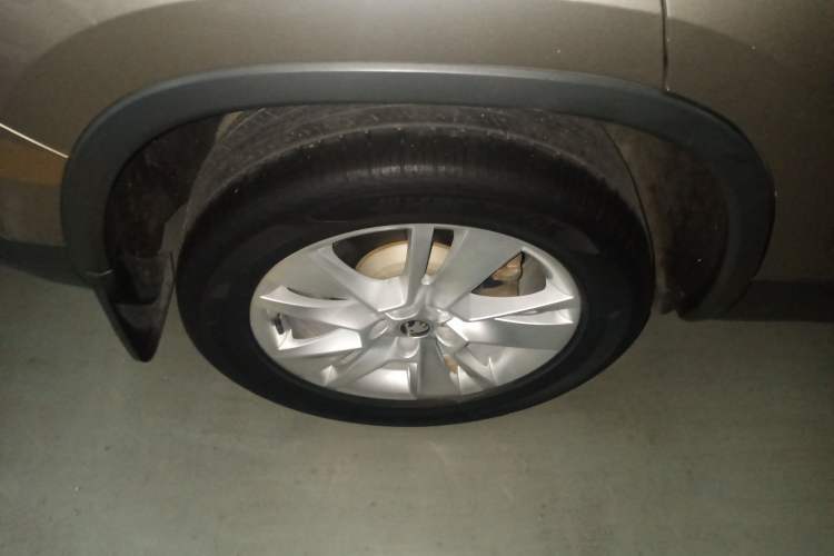 Used Skoda Kodiaq 2018 Facelifted TSI330 5-Seater Two-Wheel-Drive Luxury Enjoyment Edition