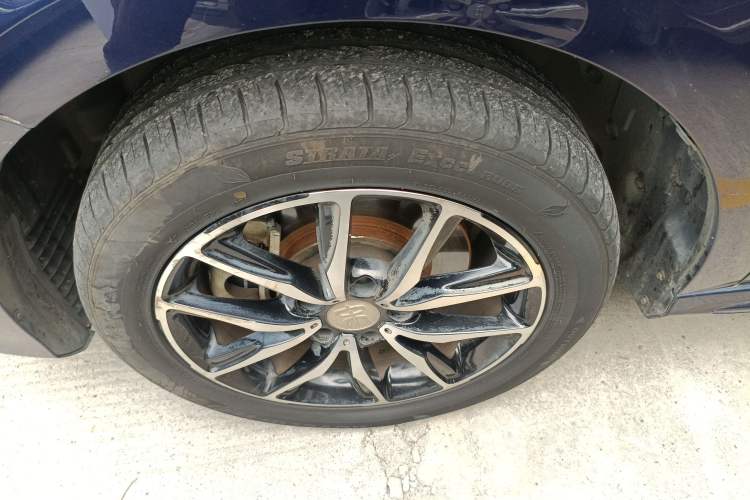 Used BYD Song MAX 2017 1.5T Automatic Smart Connect Luxury 7-Seater
