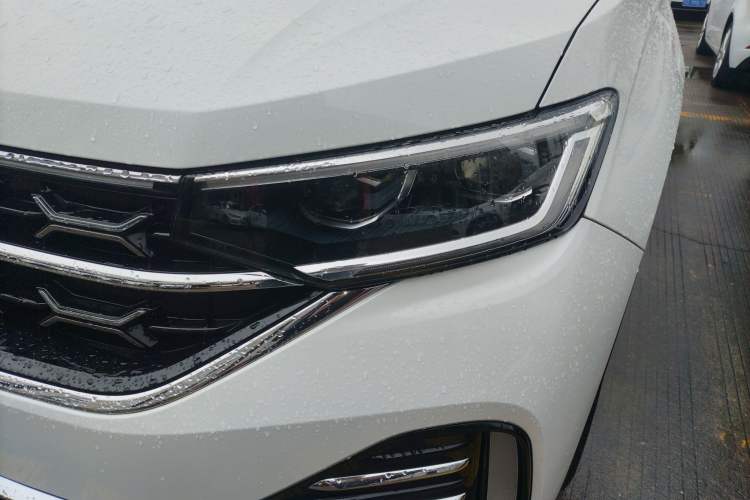 Used Volkswagen Tayron 2023 Revised Version 380TSI All-Wheel Drive R-Line High-Energy Edition