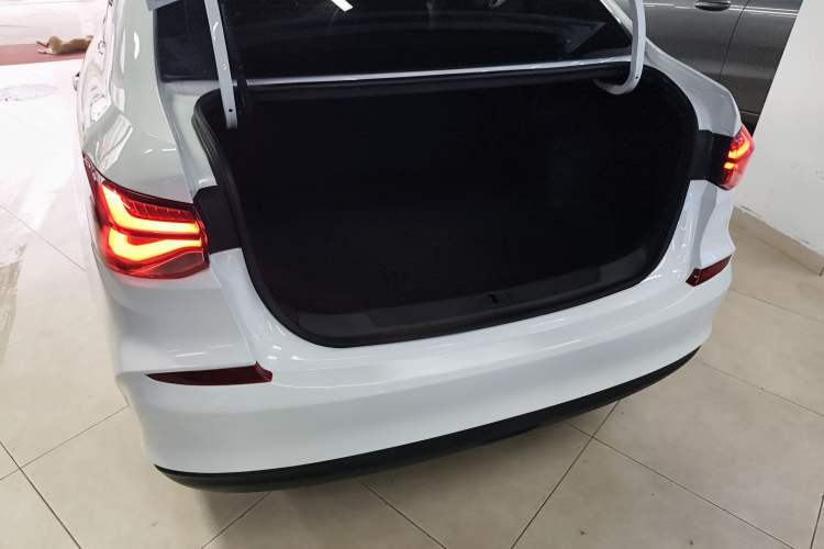 Used Chevrolet Monza 2020 320 Automatic Enjoyment Edition