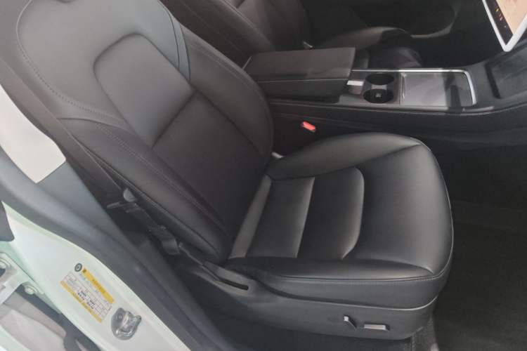 Used Tesla Model Y 2022 Rear-Wheel-Drive Version