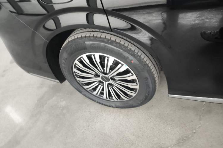 Used BYD Xia 2025 DM-i 1.5T 180km Excellence Model