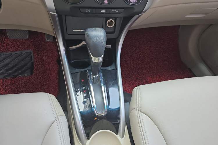 Used Honda Crider 2013 1.8L automatic comfort version