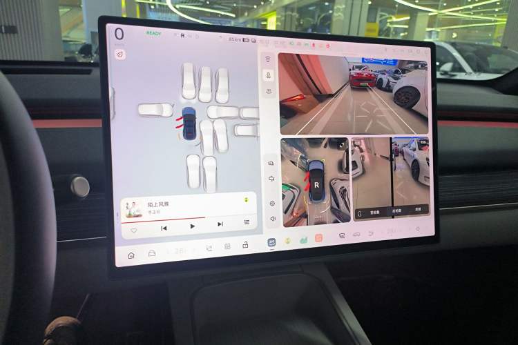 Used ONVO L60 2024 60 kWh All-Wheel Drive
