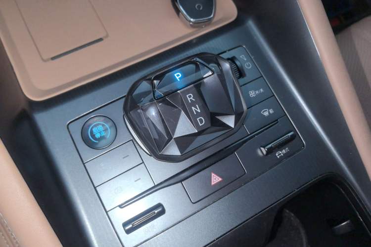 Used BYD Song L EV 2025 662 km Ultra-Range Version
