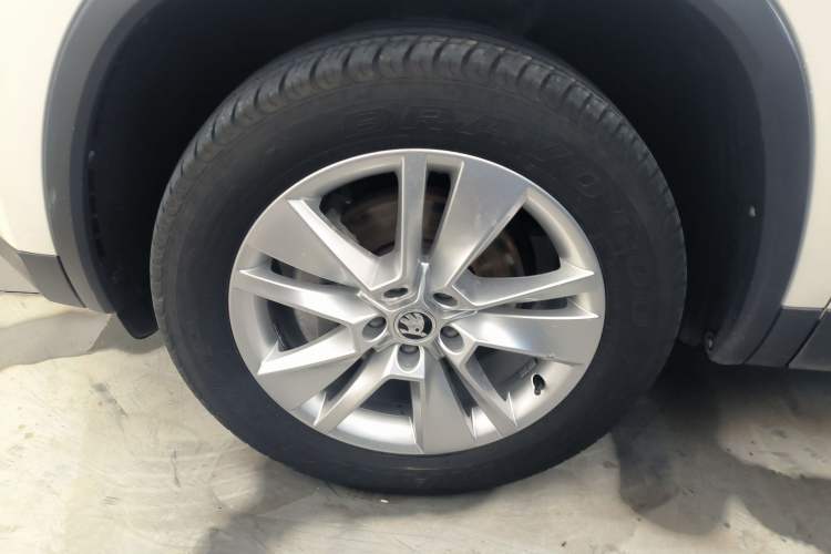 Used Skoda Kodiaq 2019 Restyled TSI330 7-Seater Two-Wheel Drive Comfort Edition China VI Standard
