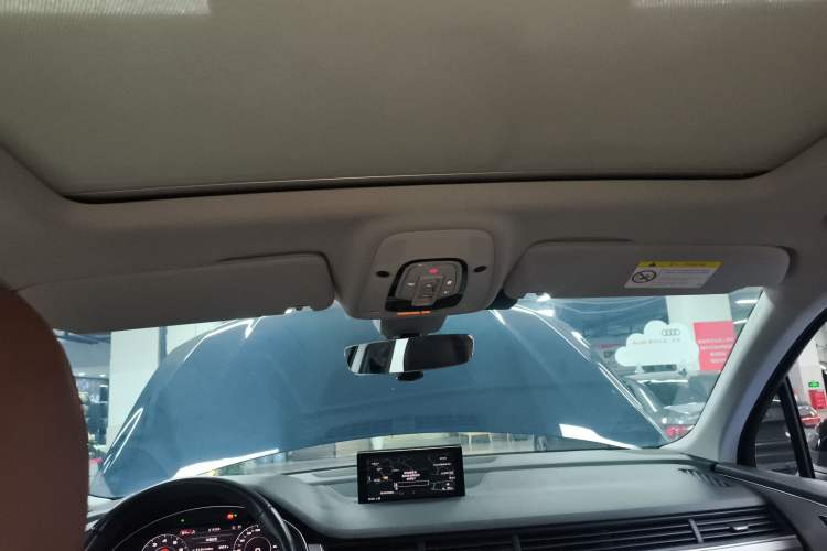 Used Audi Q7 2019 45 TFSI Comfort Model