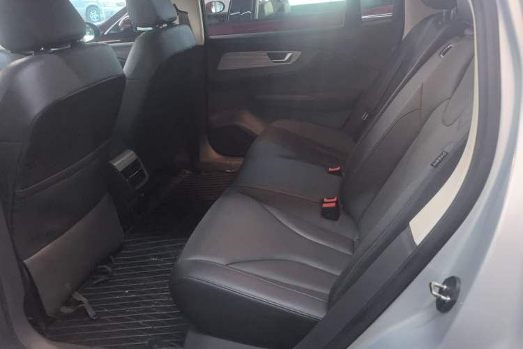 Used Hongqi E-QM5 2024 610 km PLUS
