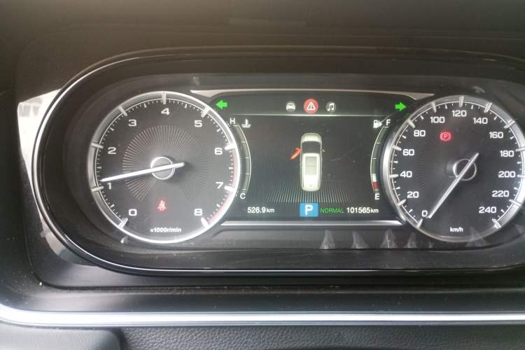 Used GAC Trumpchi M6 2021 270T DCT Elite Edition (7-seater)