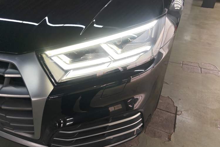 Used Audi Q5L 2020 Updated 40 TFSI Prestige Fashion Edition
