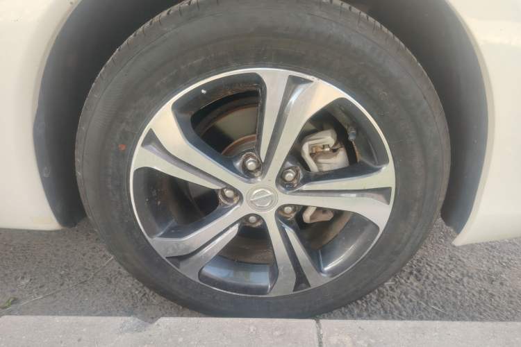 Used Nissan Tiida 2019 1.6L CVT Smart Enjoyment Version China VI Standard
