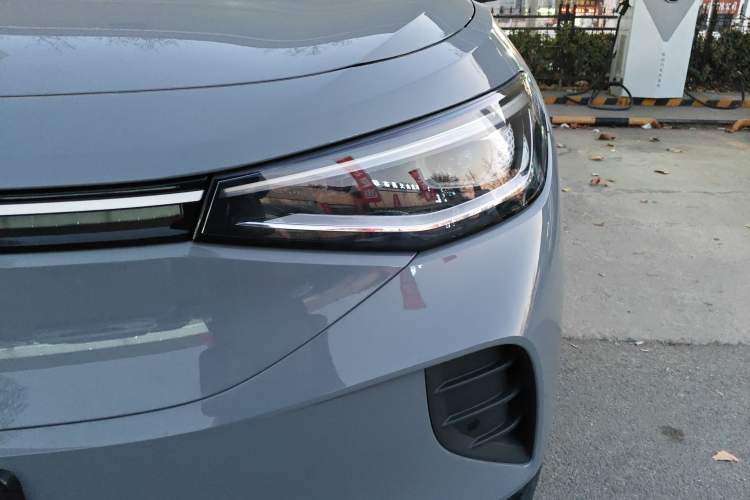 Used Volkswagen ID.4 CROZZ 