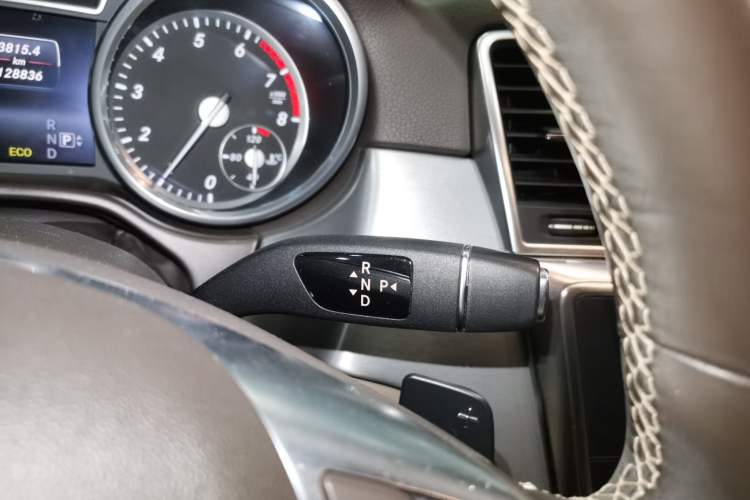 Used Mercedes-Benz M-Class 2015 ML 320 4MATIC