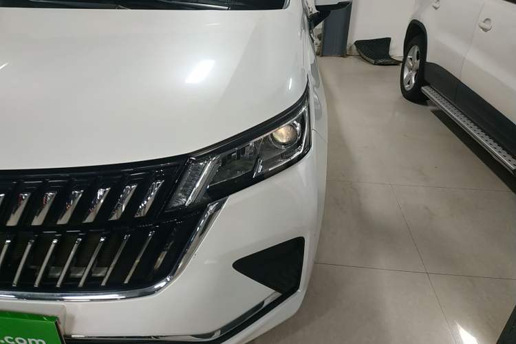 Used Wuling Jiachen 2022 1.5T Manual Light Enjoyment Dynamic Version
