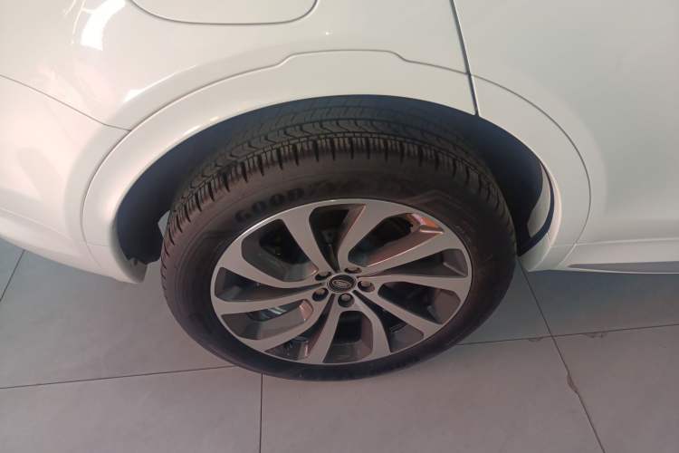 Used Land Rover Discovery Sport 2024 Performance Tech Edition