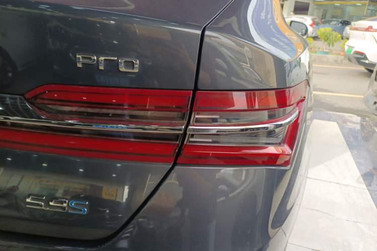 Used BYD Qin Pro New Energy 2019 DM Super Edition 1.5TI Automatic Smart Connect X-Trail Model China VI Standard