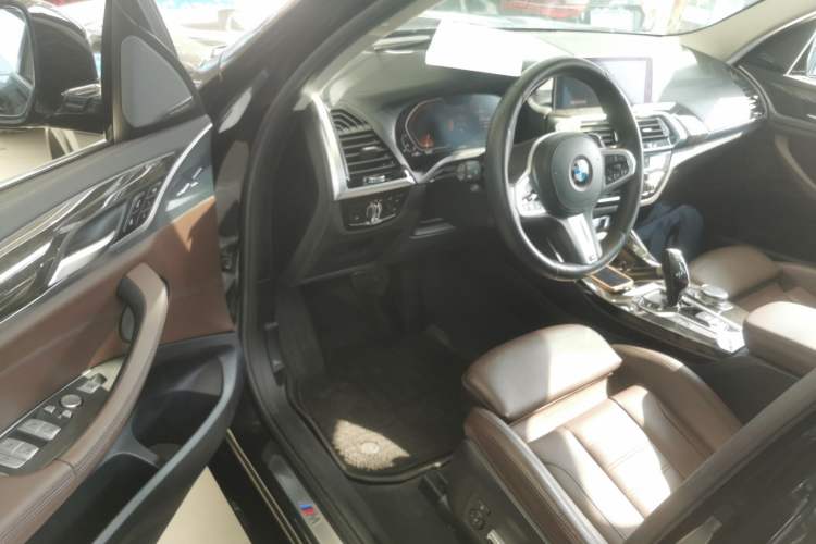 Used BMW X3 2020 xDrive30i Luxury Model with M Sport Package
