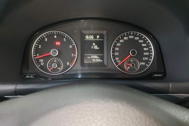 Used Volkswagen Touran 2015 1.4T DSG Comfort Edition 5 Seats
