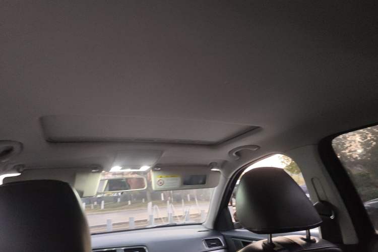 Used Volkswagen Lavida 2013 Restyled Classic 1.6L Automatic Comfort Edition