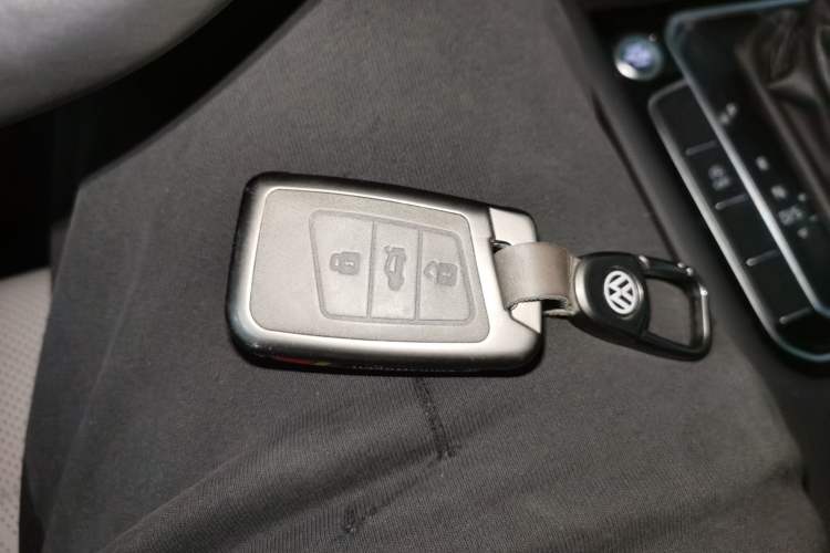 Used Volkswagen Magotan 2023 2 Million Units Commemorative Edition 330TSI DSG Luxury Version