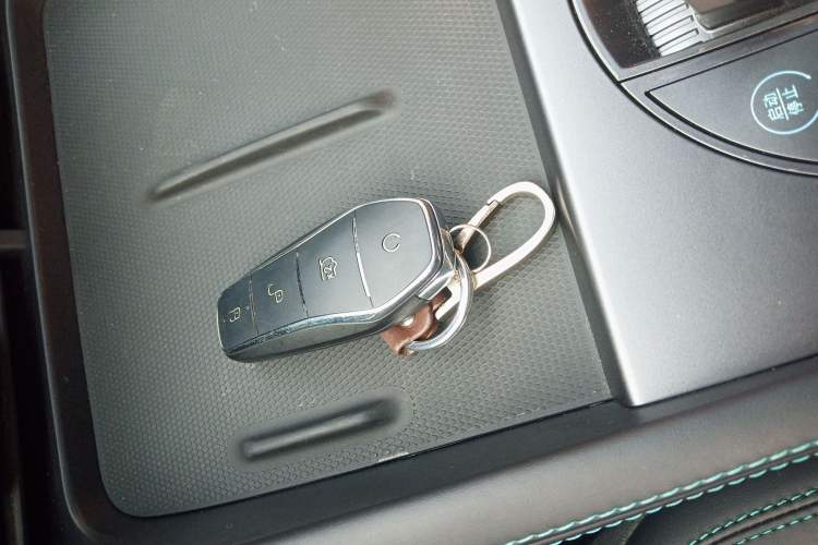 Used BYD Seal 06 New Energy 2024 DM-i 80KM Prestige Model
