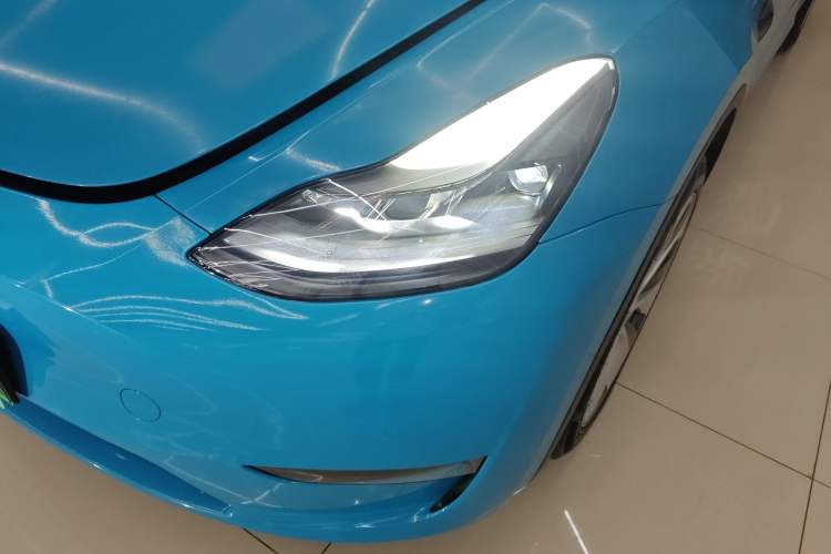 Used Tesla Model Y 2022 Long-Range All-Wheel-Drive Version