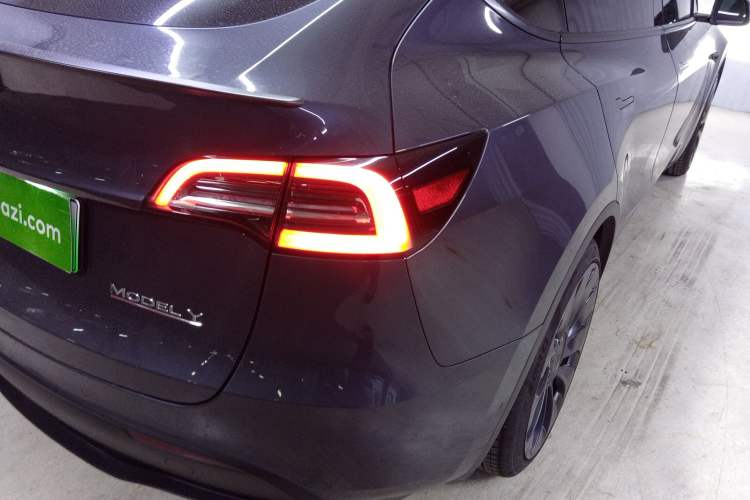 Used Tesla Model Y 2022 Performance High-Performance All-Wheel-Drive Version