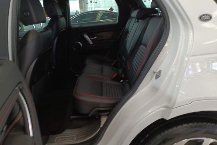 Used Land Rover Discovery Sport 2020 249 PS R-Dynamic Performance Tech Edition 7 Seats
