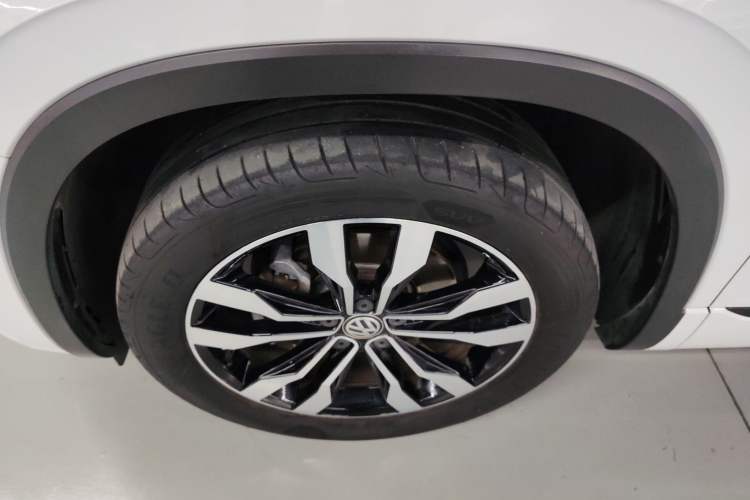 Used Volkswagen Tayron 2021 380TSI All-Wheel Drive R-Line Connected Version
