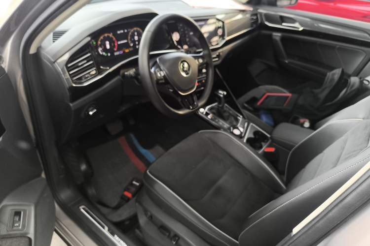 Used Volkswagen Tayron 2020 330TSI Two-Wheel Drive Luxury Connected Pro Edition
