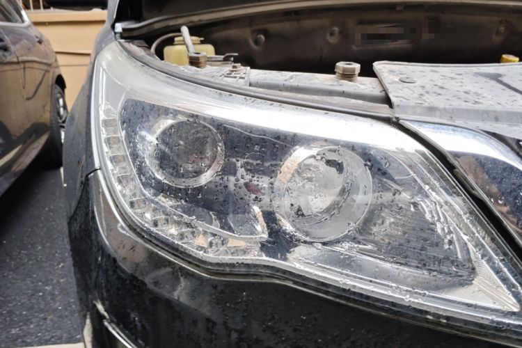 Used Baojun 560 2015 1.8L manual Comfort trim level
